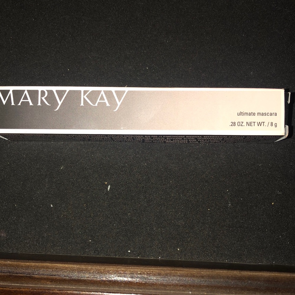 Ultimate lash intensity mascara